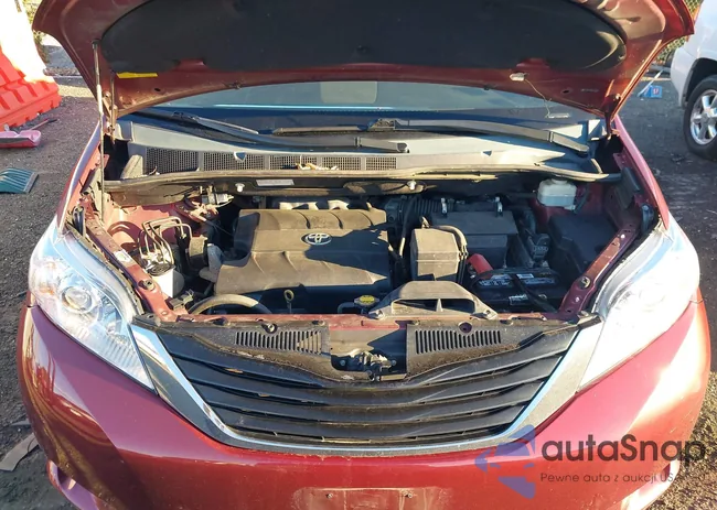 5TDKK3DC8BS093780: 43978123