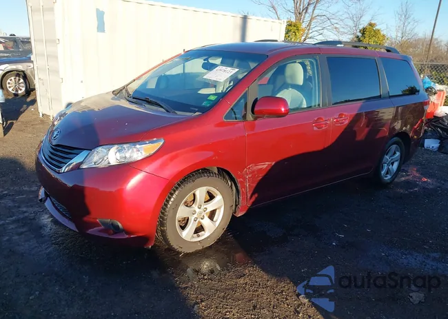 5TDKK3DC8BS093780: 43978123