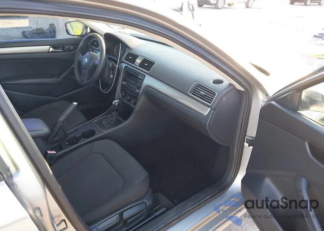 1VWAS7A35EC072685: 43978150