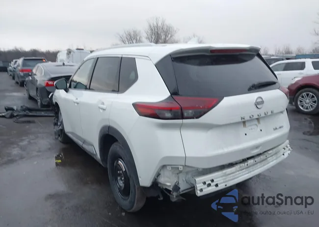 5N1BT3CB2PC741642: 43978161