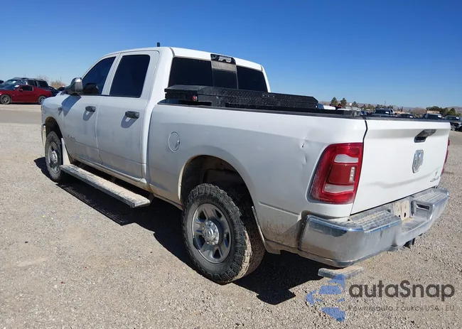 3C6UR5CJ7NG321990: 43978220