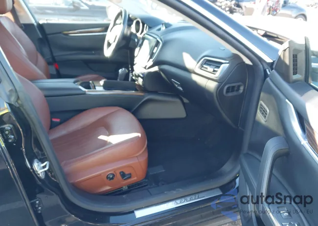 ZAM57XSA7H1211665: 43978243