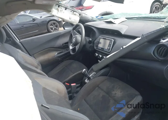 3N1CP5CU1KL502626: 43978272