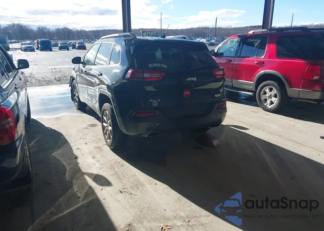 1C4PJMCS3GW155553: 43978277