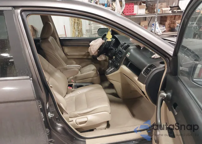 5J6RE48719L021267: 43977497