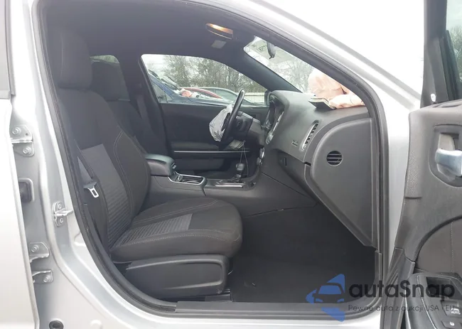 2C3CDXBG9PH533365: 43977581