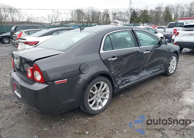 1G1ZE5E10BF199664: 43977686