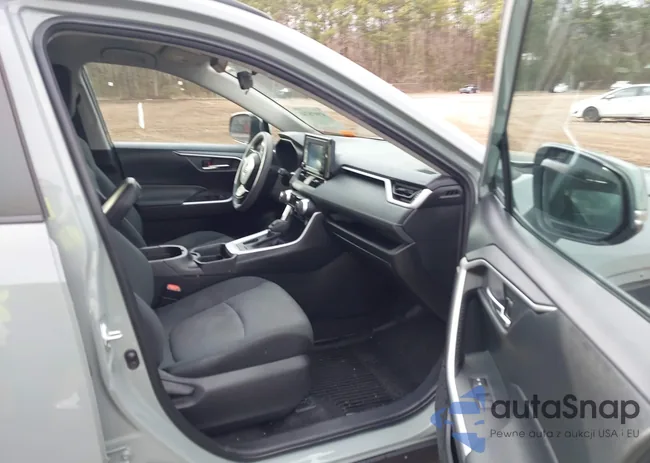 2T3W1RFV9MC088743: 43978746