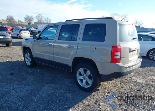 1C4NJRFB9HD178140: 43978872