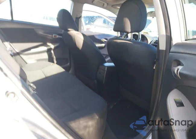 2T1BU4EEXAC329806: 43978943