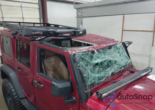 1C4BJWFG4DL598983: 43978985