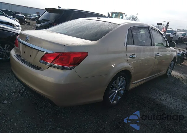 4T1BK3DB1BU428215: 43979008