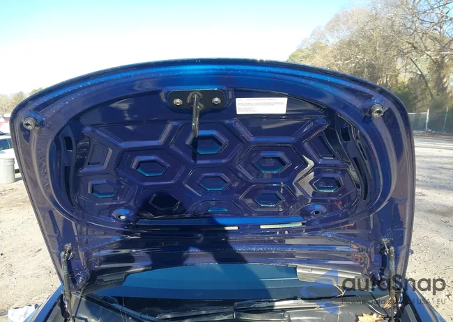 5YJ3E1EA0PF694979: 43979037