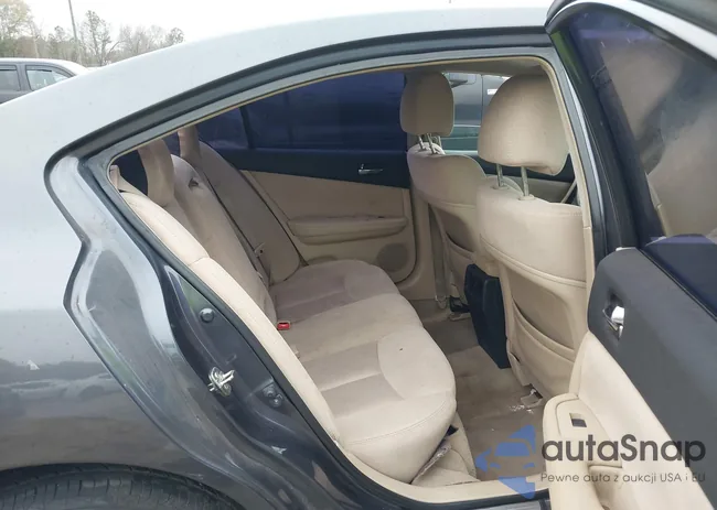 1N4AA5AP5DC848282: 43979042