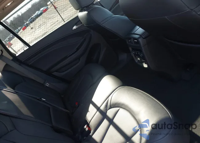 LRBFXBSAXHD145248: 43979110