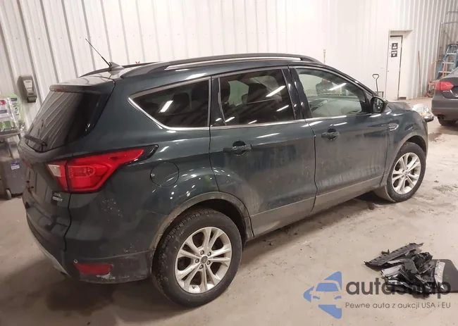 1FMCU9HD6KUC30792: 43979145