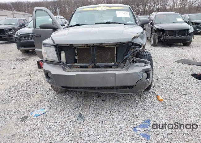 1D7CE2BK8AS263860: 43979156