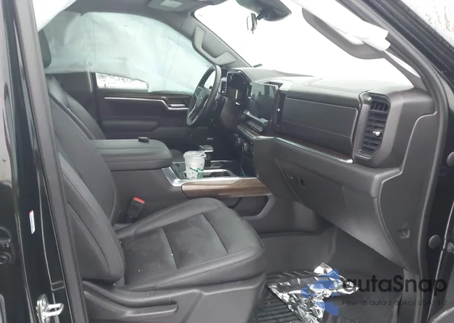 3GCUDFED9PG359955: 43979158