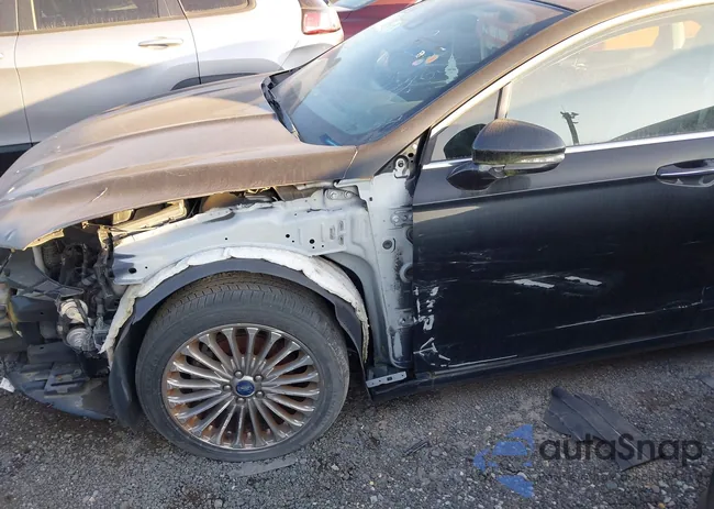 3FA6P0K96DR188505: 43979168