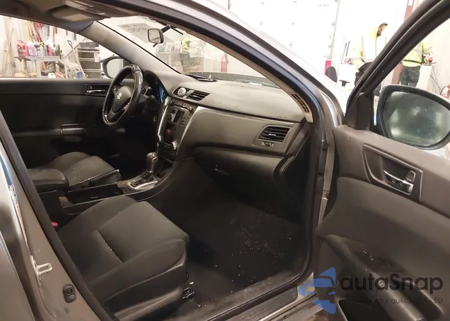 JS2RE9A3XC6100992: 43979292