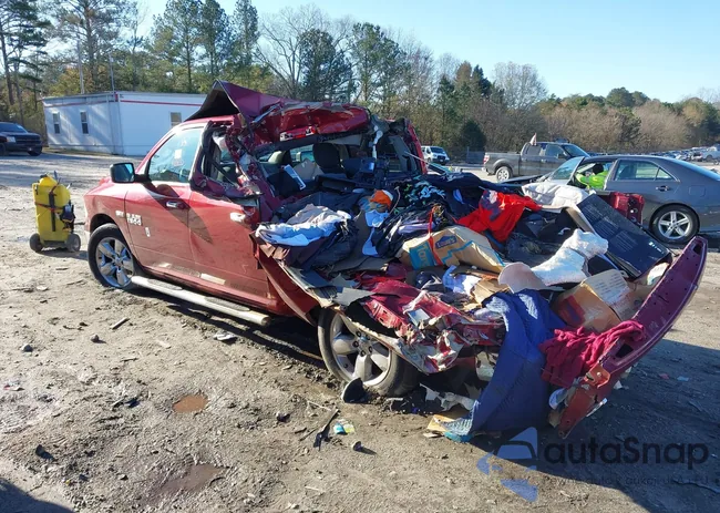 1C6RR6LT1ES140017: 43978329