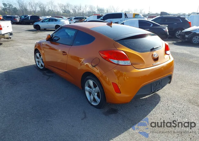 KMHTC6AD4FU238651: 43978379