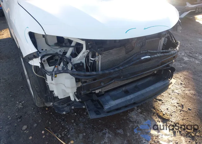 KNMAT2MT4HP560697: 43978412