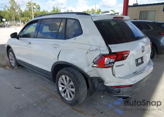 3VV1B7AX4JM024014: 43978457