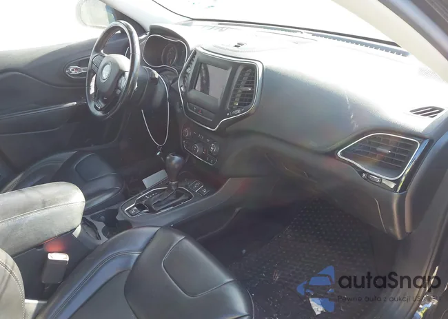 1C4PJLLB5LD561284: 43978484