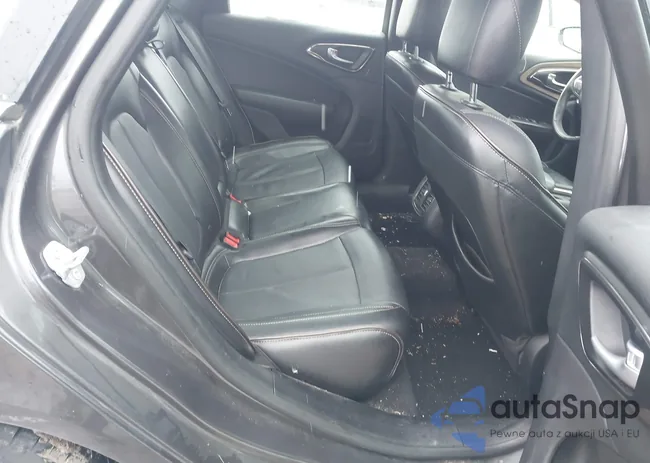 1C3CCCCG8GN175676: 43978504