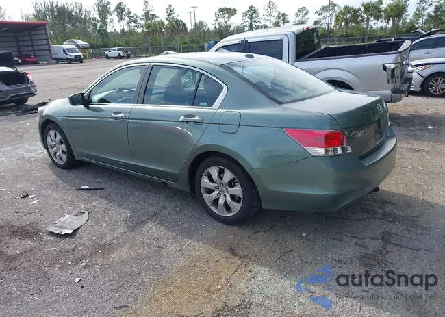 1HGCP26838A153769: 43978552