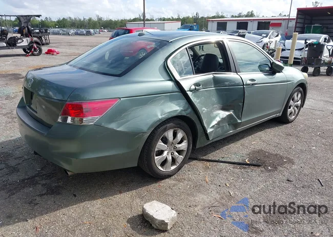 1HGCP26838A153769: 43978552