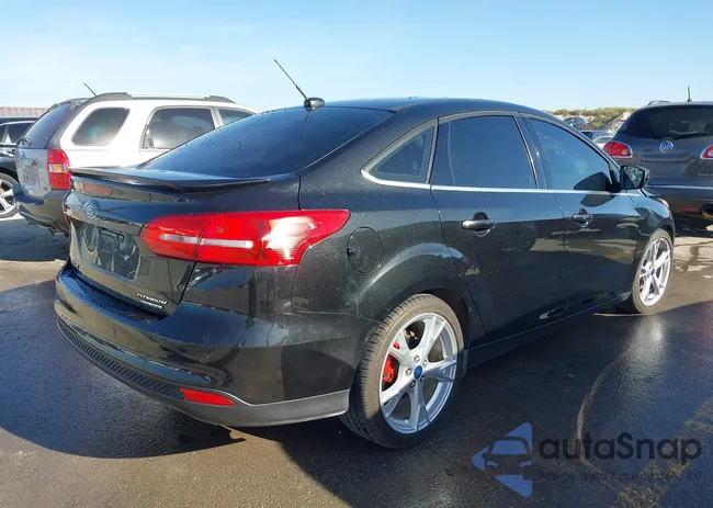 1FADP3J28FL362590: 43978595