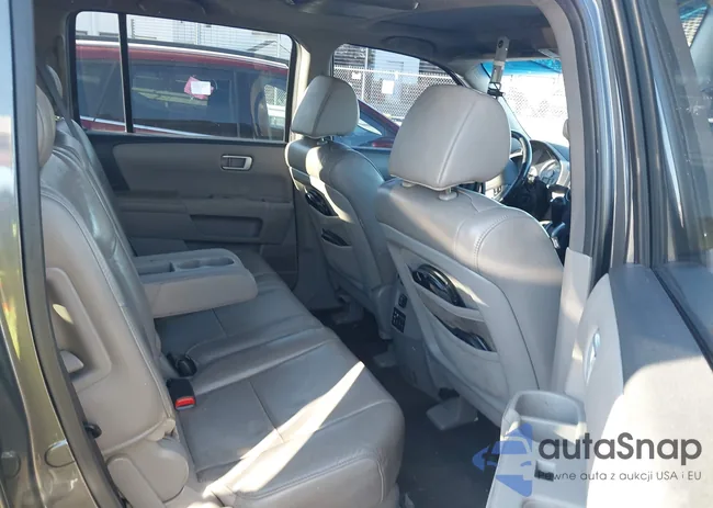 5FNYF3H69BB033031: 43978658