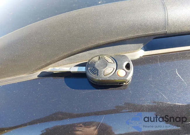 1FMCU0GX2FUA94481: 43979768