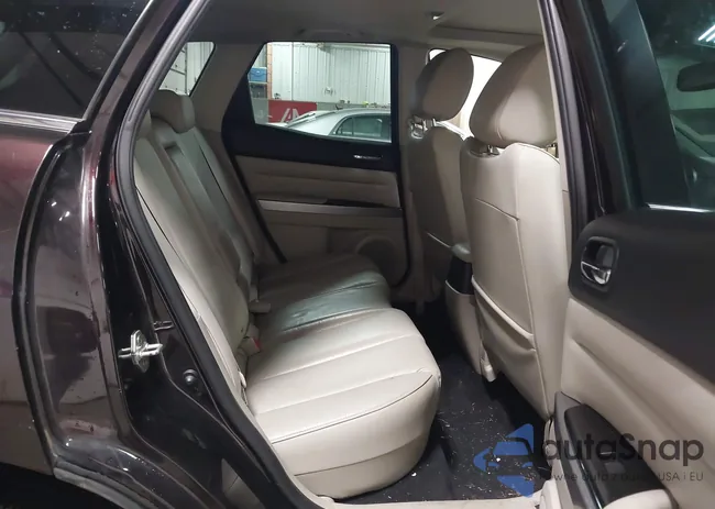 JM3ER4WL0A0307925: 43979782