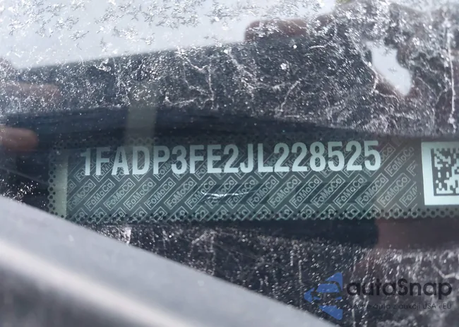 1FADP3FE2JL228525: 43979803