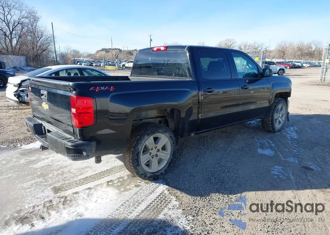 3GCUKPEC6JG135195: 43979808