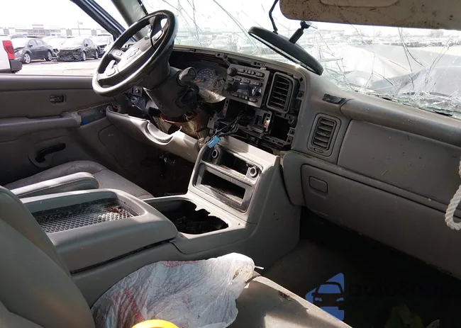 1GCHK23D97F104257: 43979902