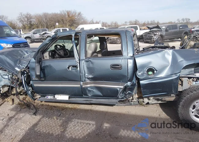 1GCHK23D97F104257: 43979902