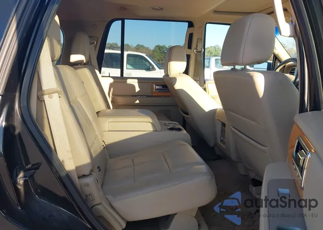 5LMFU28548LJ19943: 43979913