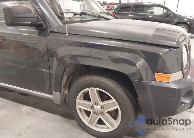 1J8FF28W97D356598: 43980079