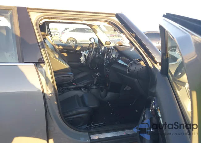 WMWXU3C58F2B59244: 43980209