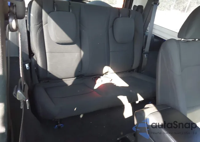 1C4GJXAN2LW261033: 43980255