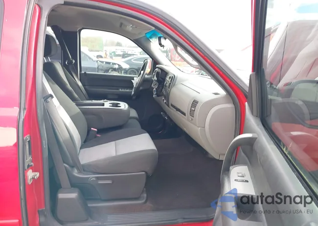 2GTEC19C791122226: 43980262