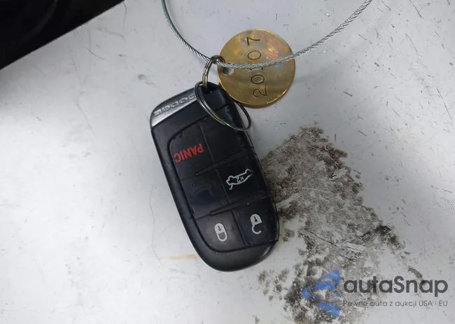 2C3CDXAT0DH721797: 43980295