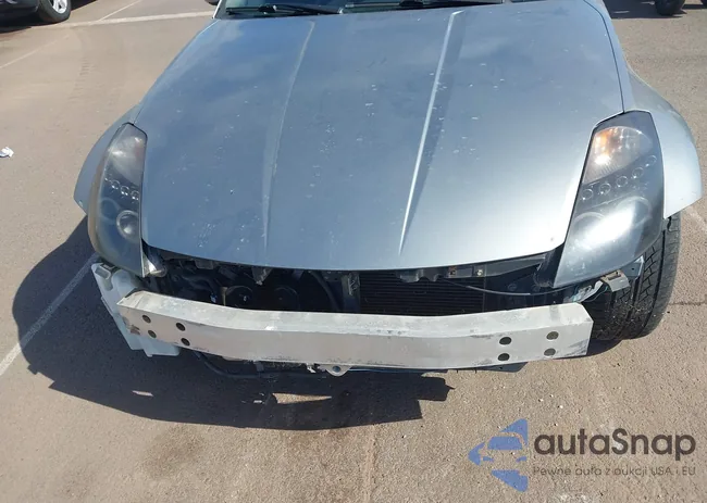 JN1AZ34E05M650726: 43979336