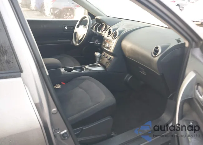 JN8AS5MT6CW605839: 43979353