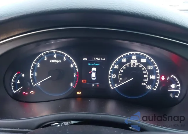 KMHGC4DD9CU161353: 43979381