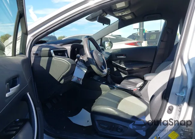 JTNK4RBE2K3023836: 43979445